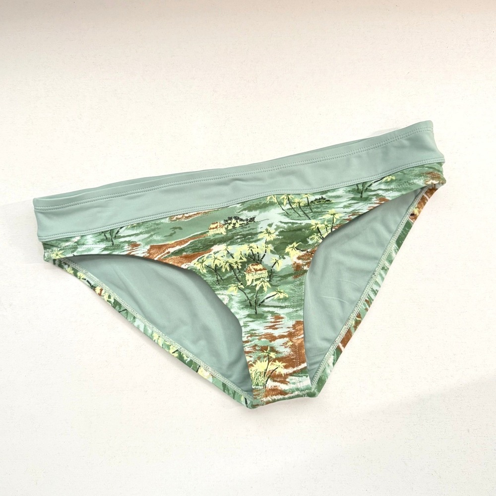 Carve Designs Hula Tropical Island Print Bikini Bottoms Sage Green‎ Womens Large